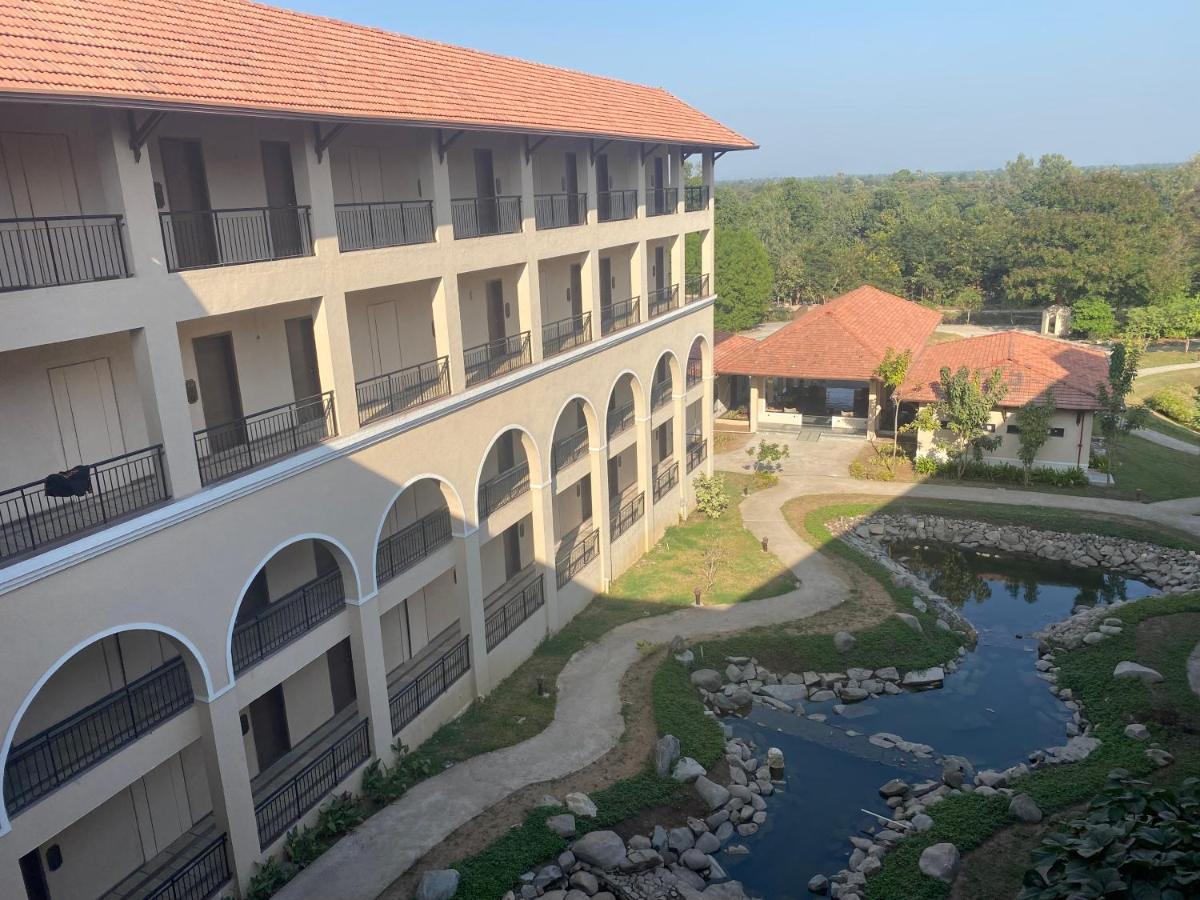 Bhanu The Fern Forest Resort & Spa, Jambughoda Eksteriør billede
