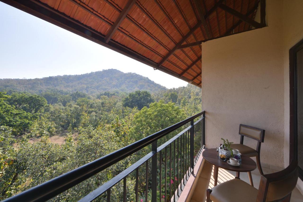 Bhanu The Fern Forest Resort & Spa, Jambughoda Eksteriør billede