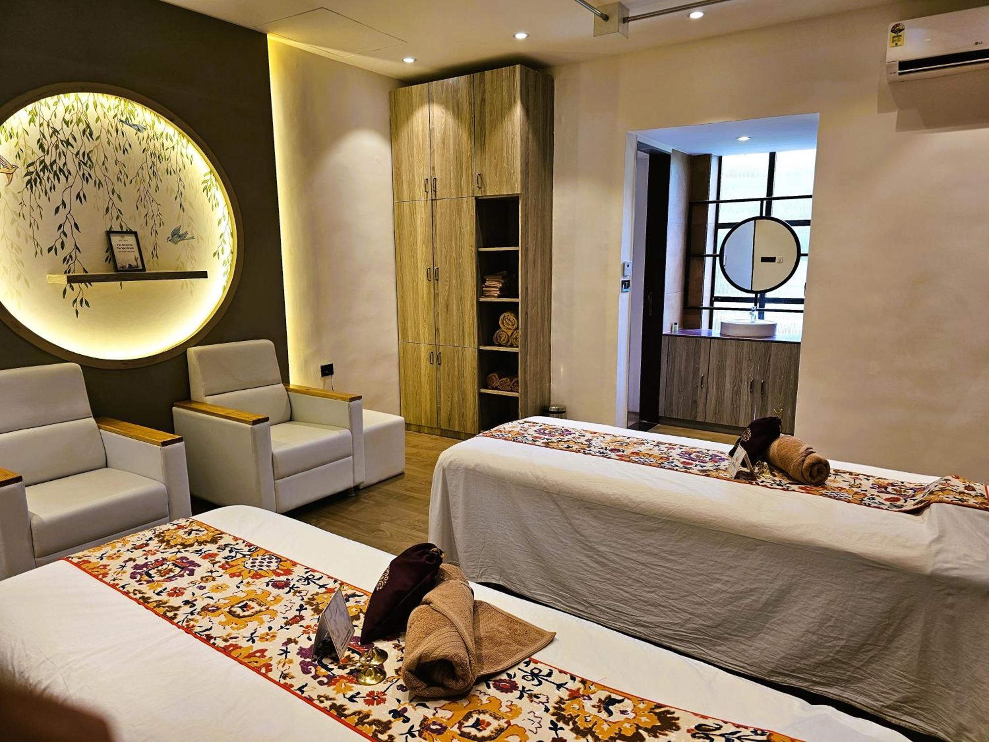 Bhanu The Fern Forest Resort & Spa, Jambughoda Eksteriør billede